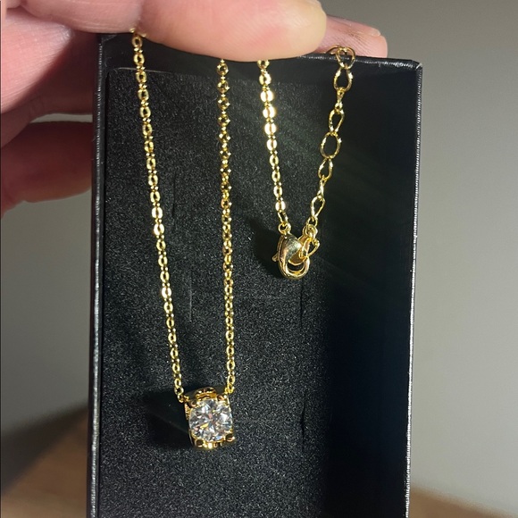 Moissanite 1 ct Gold Necklace - Picture 2 of 10